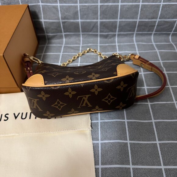 Louis Vuitton Nano Boulogne - Picture 8 of 11